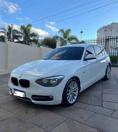 BMW 120i 2.0 16V SPORT ACTIVEFLEX 4P AUTOMÁTICO